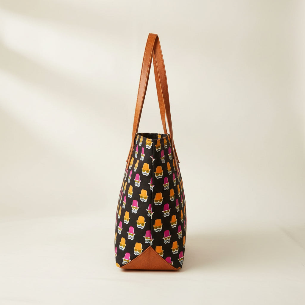 Black Pop Art Everyday Tote