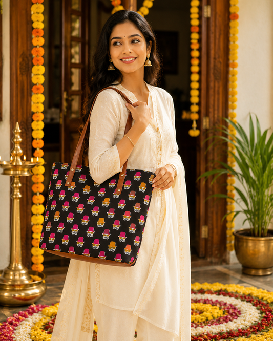 Black Pop Art Everyday Tote